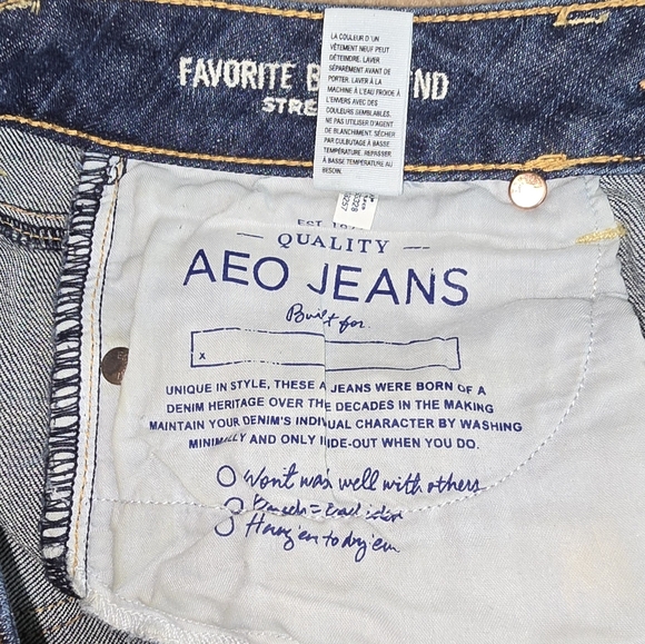 American Eagle Outfitters Women's Favorite Boyfriend jean, stretch, low rise - Picture 5 of 5